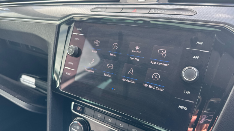 Volkswagen Passat 2.0 TDI R-Line 4dr DSG [Panoramic Roof] Diesel Saloon